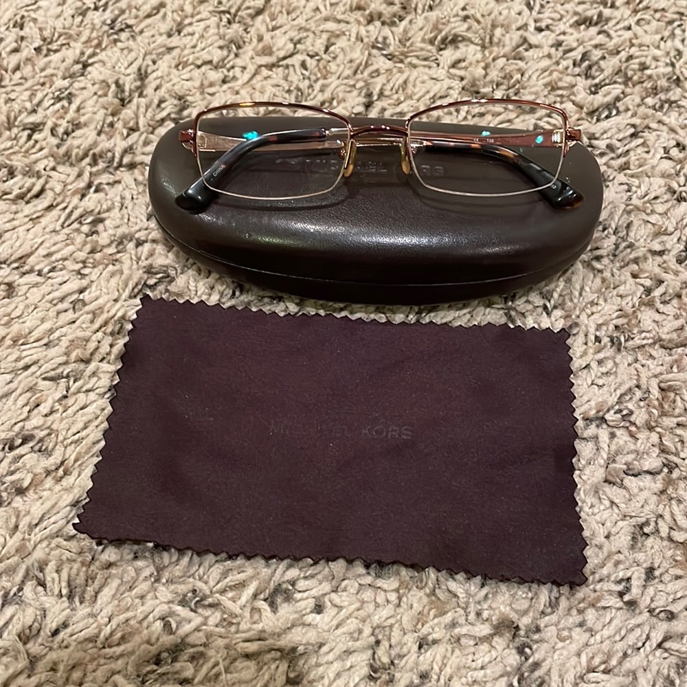 Michael Kors copper/tortoise half-frame eyeglasses with case and cleaning cloth - Picture 2 of 13